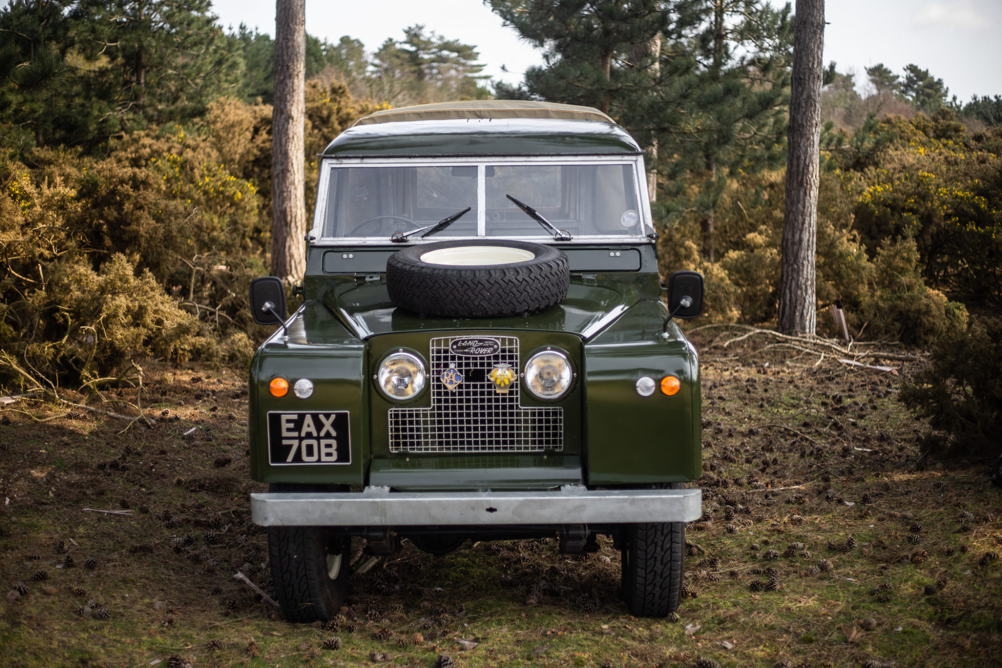 Land Rover Main Visuals-062 - Bridge Classic Cars : Bridge Classic Cars