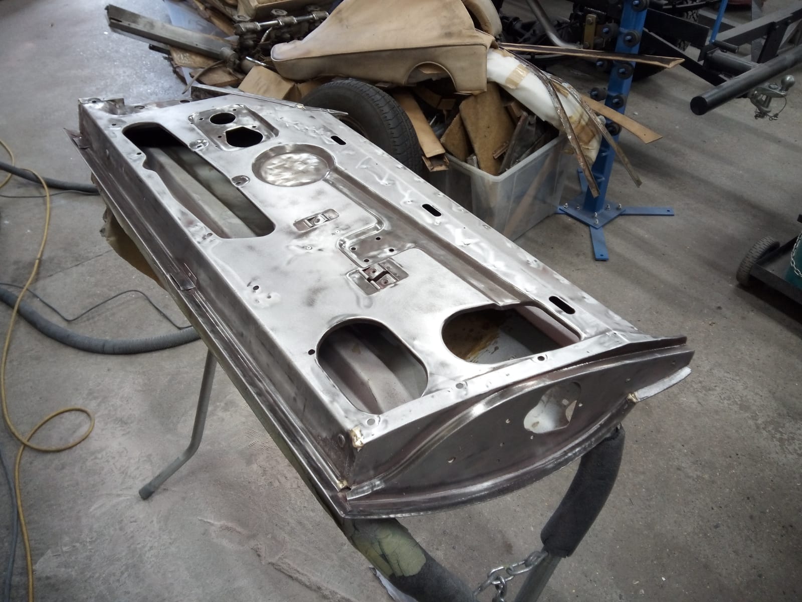 04052021 Jaguar e type panels stripes back to bare metal and given a protective rust proof coating 9