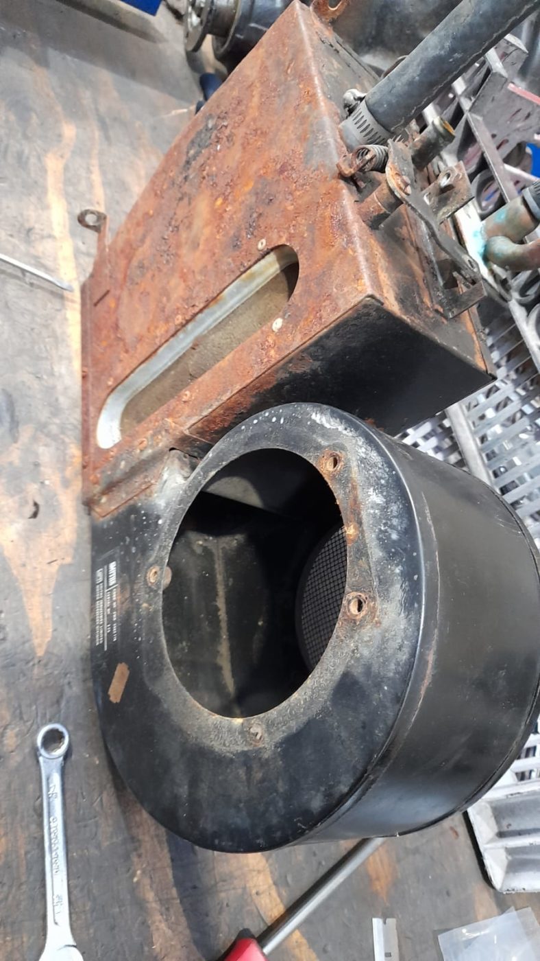 04052021 White etype parts cleaned 1 1