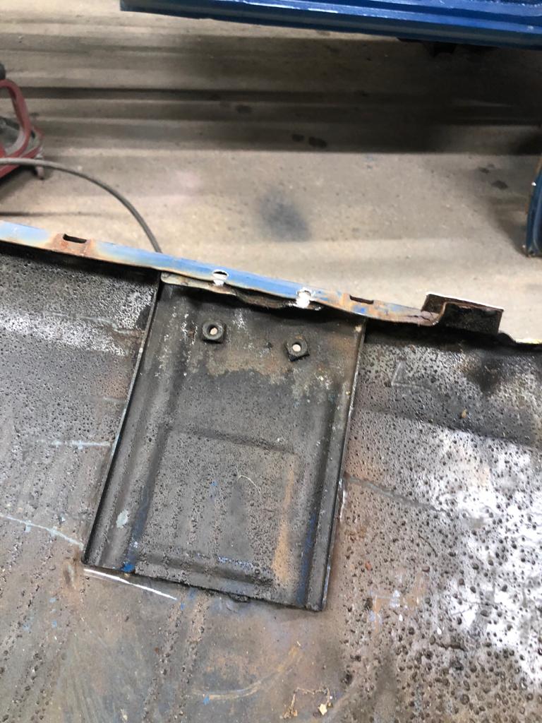 05052021 Toyota Hilux 35 2