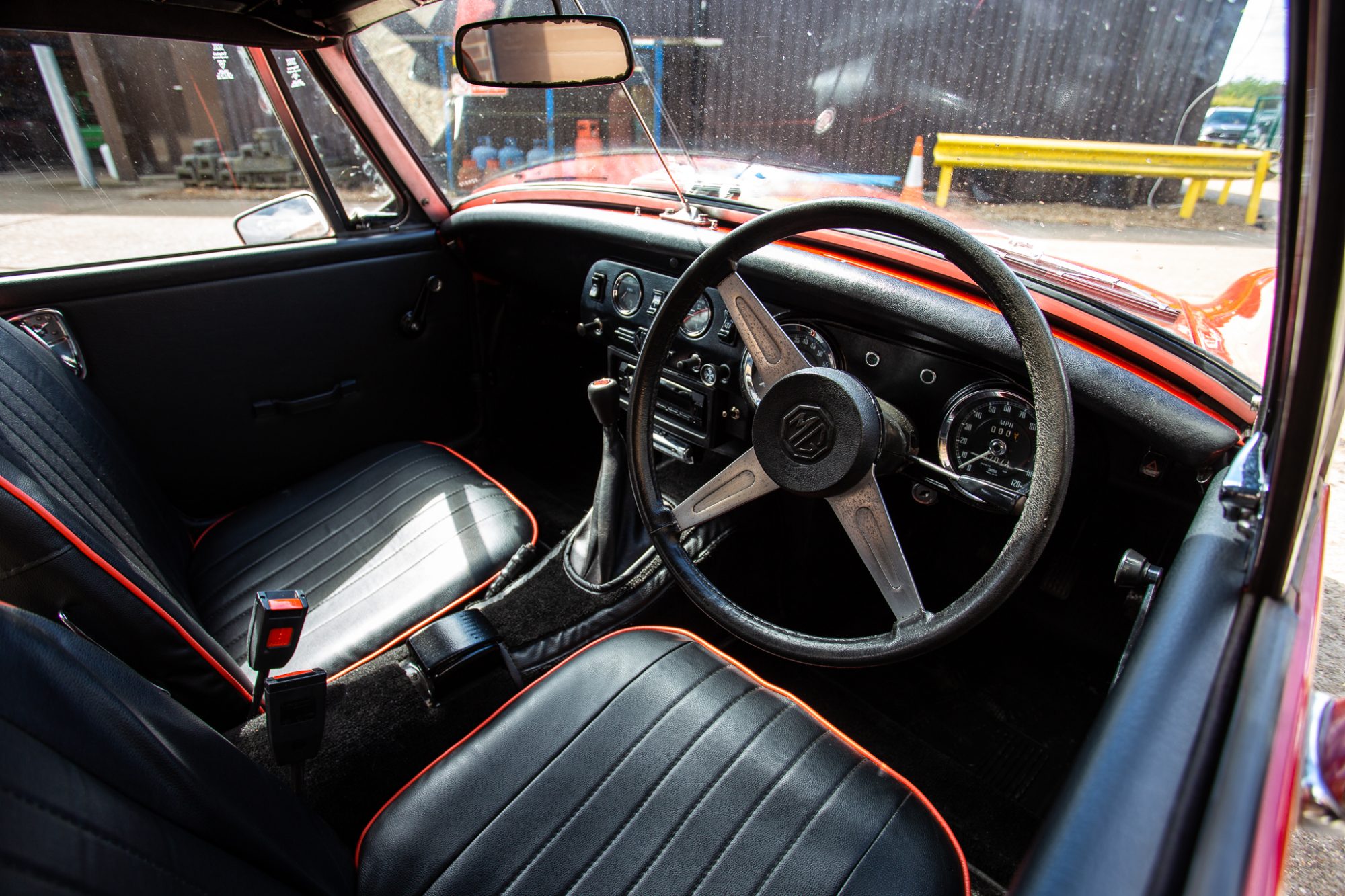 10052021 1977 MG Midget 09