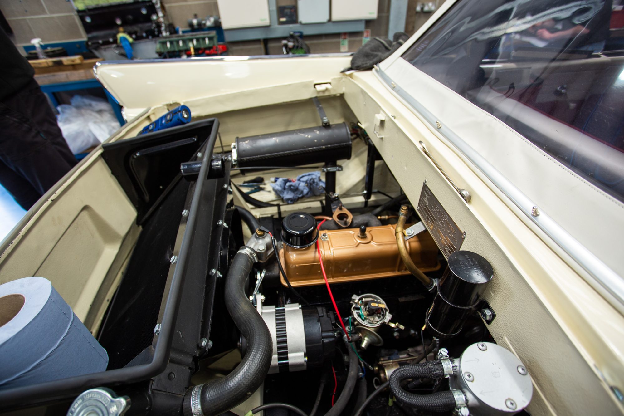 12052021 Amphicar carb fuel leak 1 1