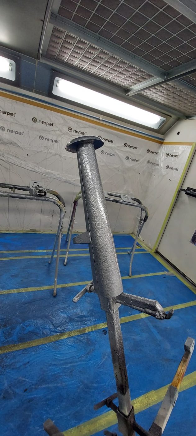 12052021 White Etpe internal parts painted 14 1