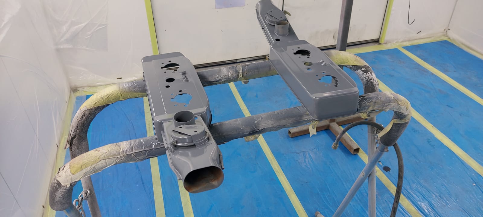 12052021 White Etpe internal parts painted 18 1