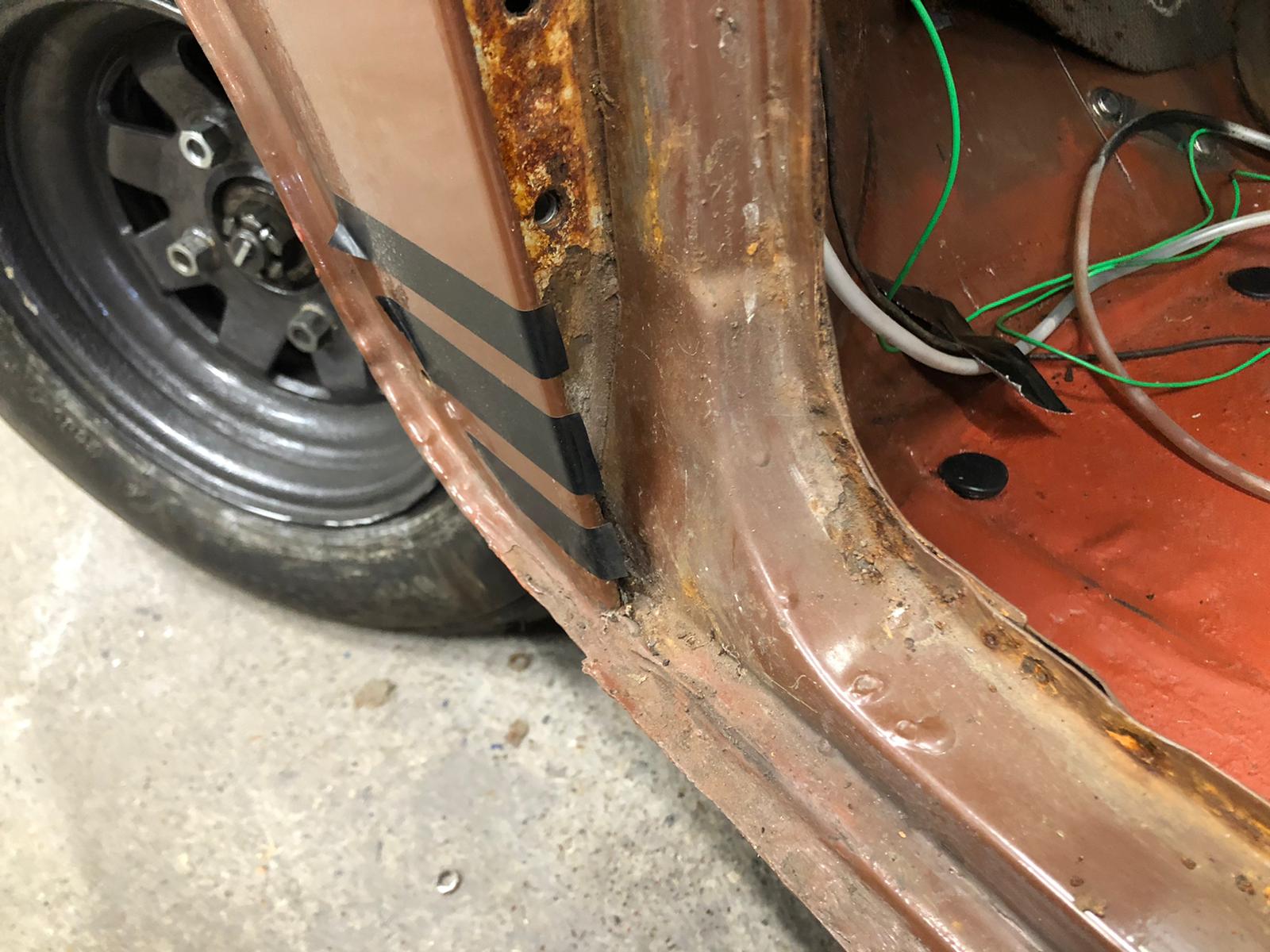 13052021 1275 GT brown mini sill repair 15