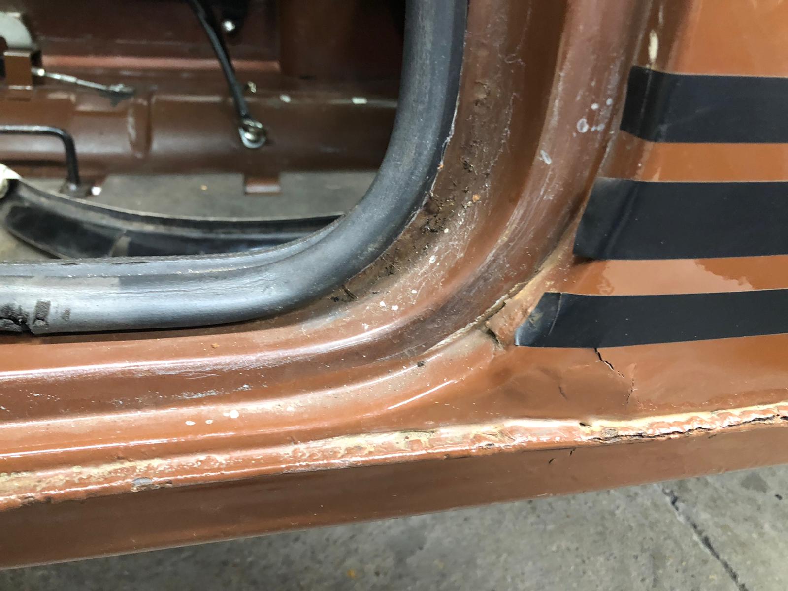 13052021 1275 GT brown mini sill repair 2