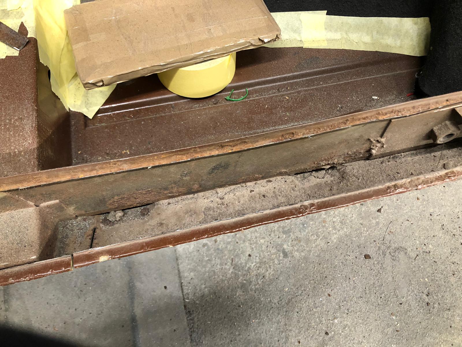 13052021 1275 GT brown mini sill repair 20