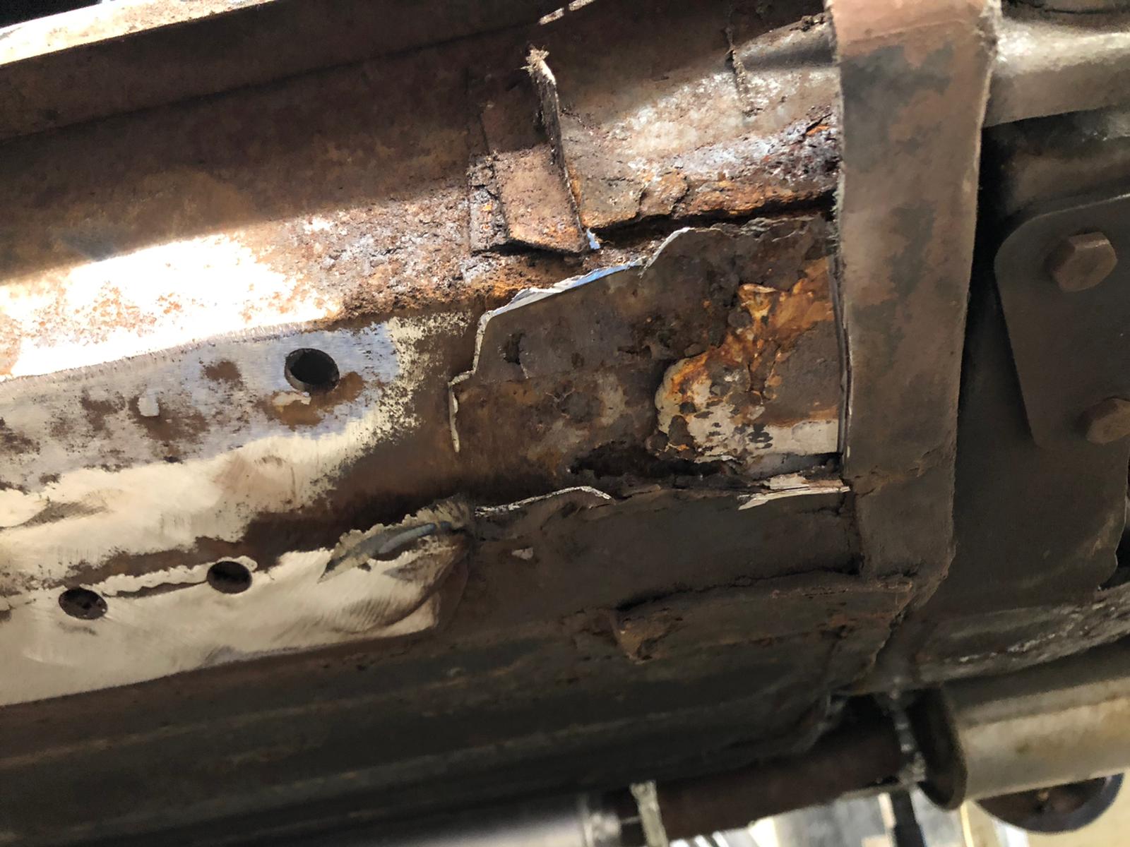 13052021 1275 GT brown mini sill repair 24
