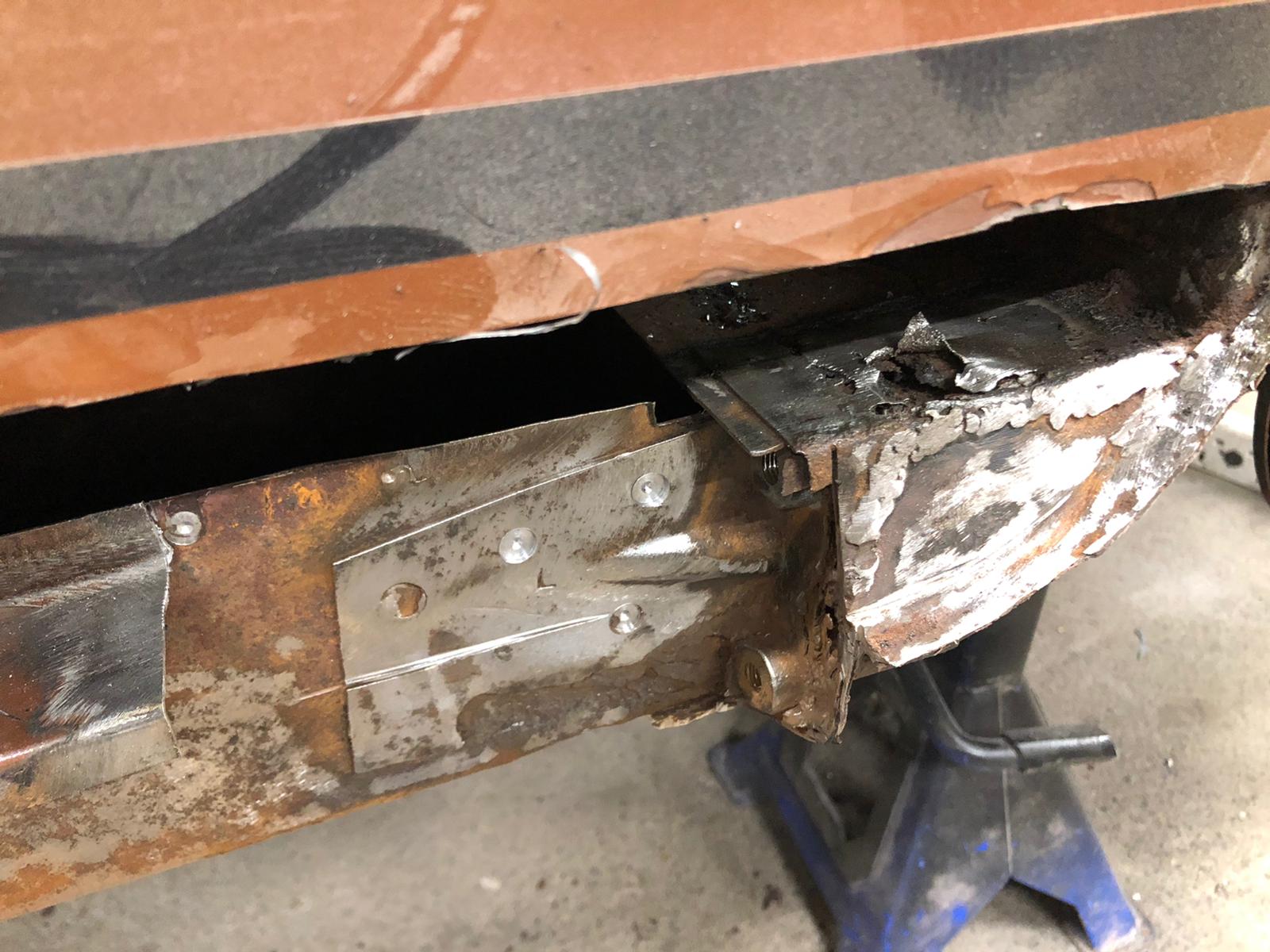 13052021 1275 GT brown mini sill repair 25