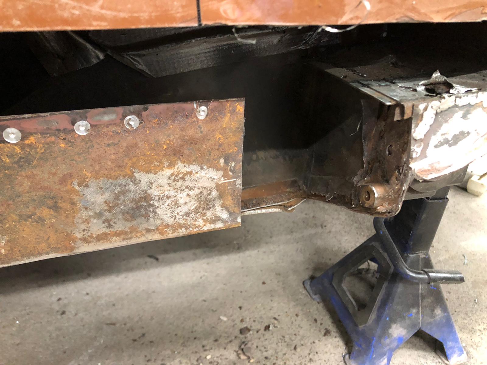 13052021 1275 GT brown mini sill repair 29