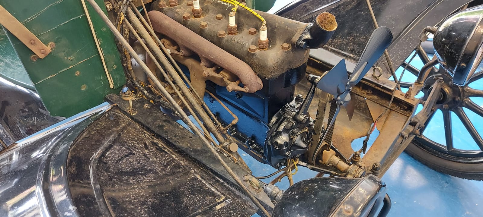 14052021 Ford Model T engine painted 1 1