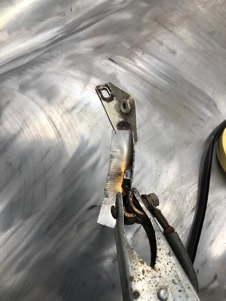 17052021 White Etype shrinking bonnet 6 1