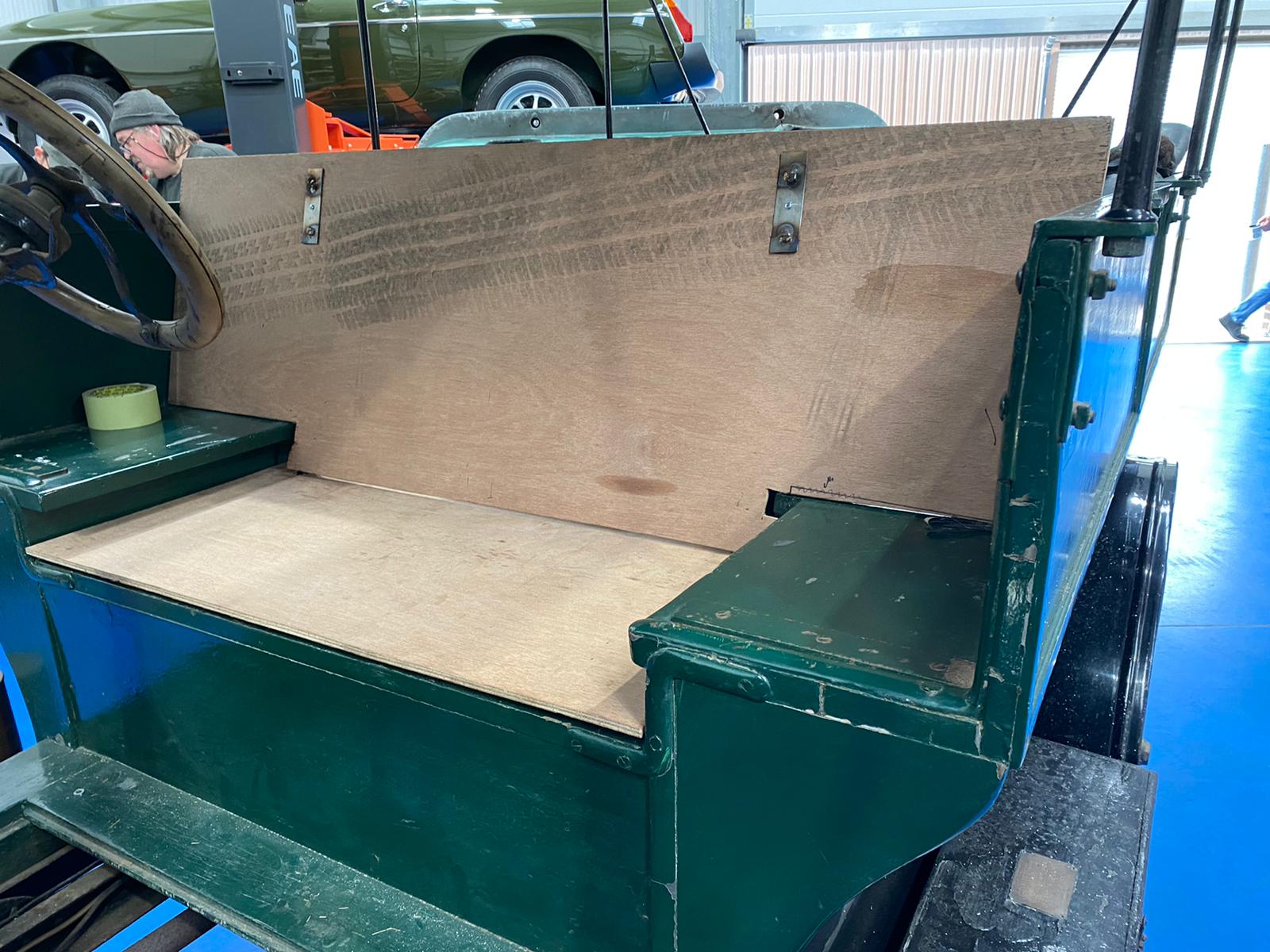 26052021 Ford Model T seats made 4 1