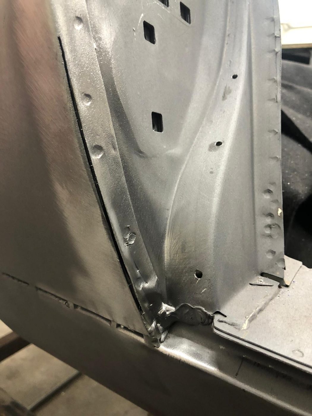 02062021 White Etype Jaguar lead and hole detection 1 1