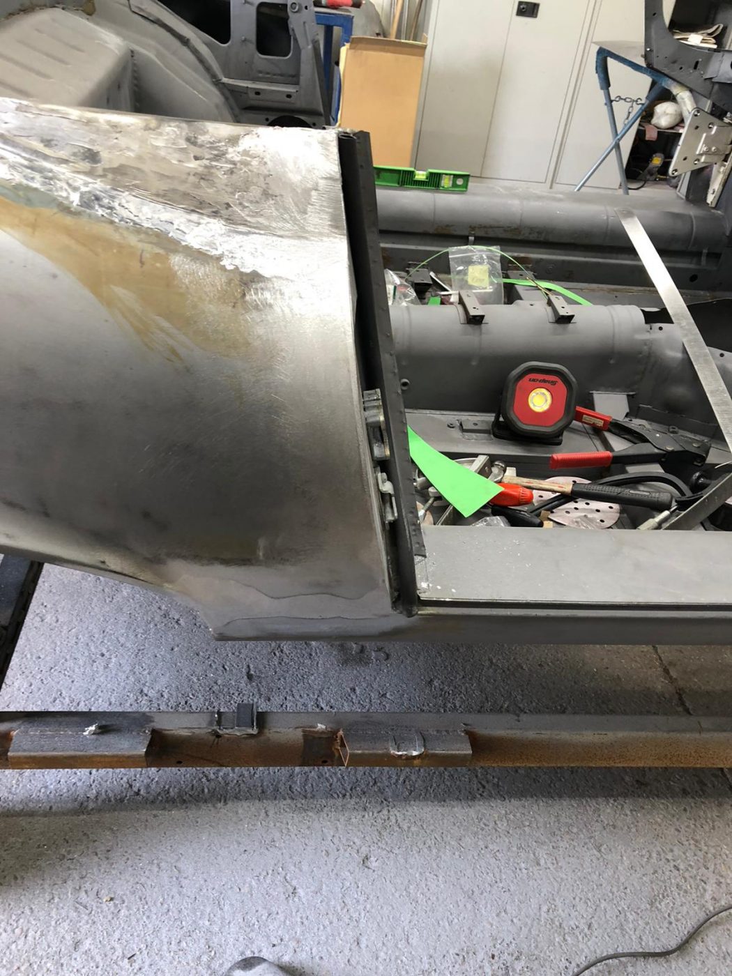 02062021 White Etype Jaguar lead and hole detection 10 1