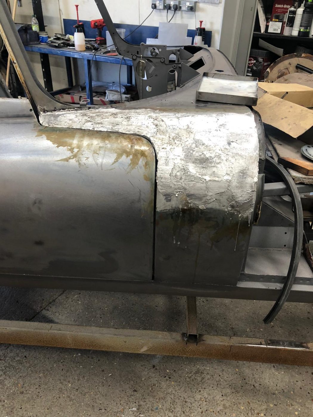 02062021 White Etype Jaguar lead and hole detection 17 1