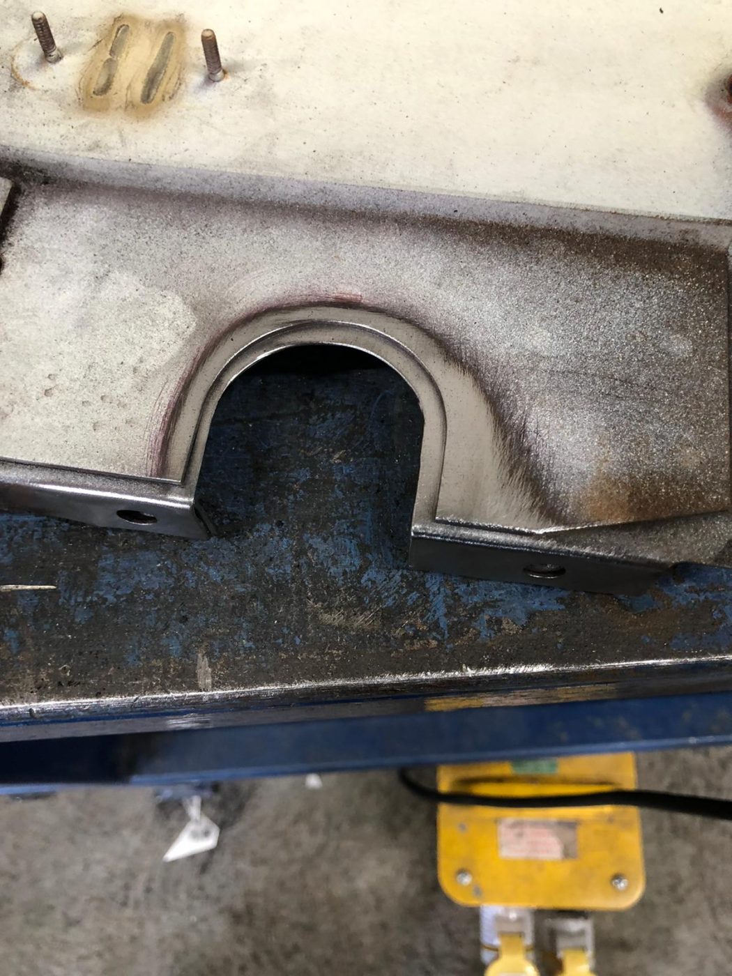 02062021 White Etype Jaguar lead and hole detection 34 1
