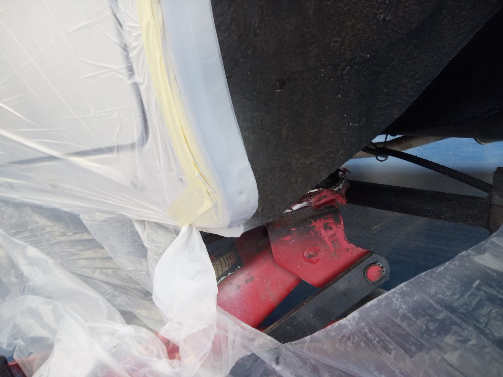 03062021 Lada rear wheel arch damaged from loosing rear wheel whilst driving repaired primed and painted 6 1