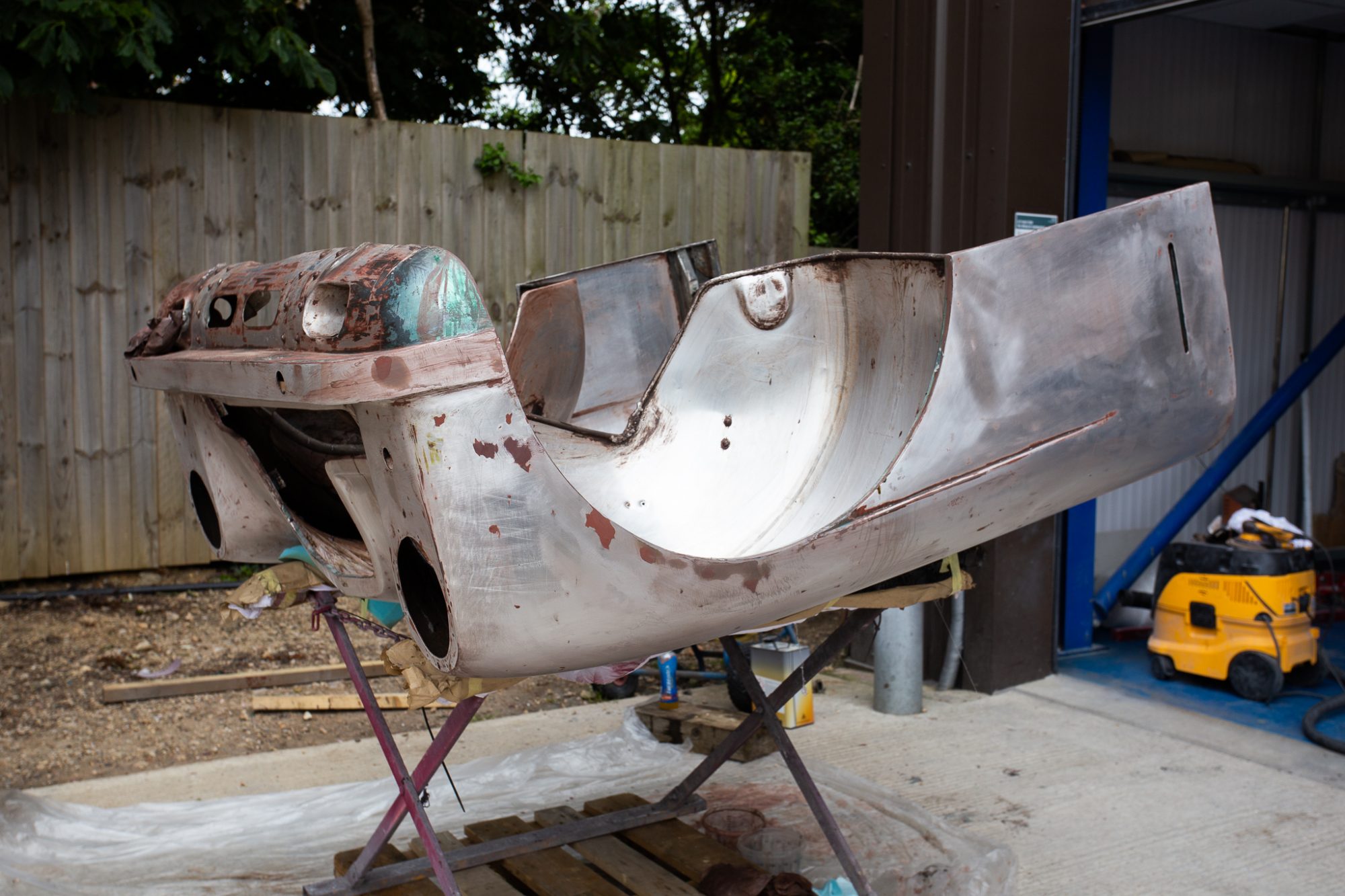04062021 DB2 bonnet stripped 2 1