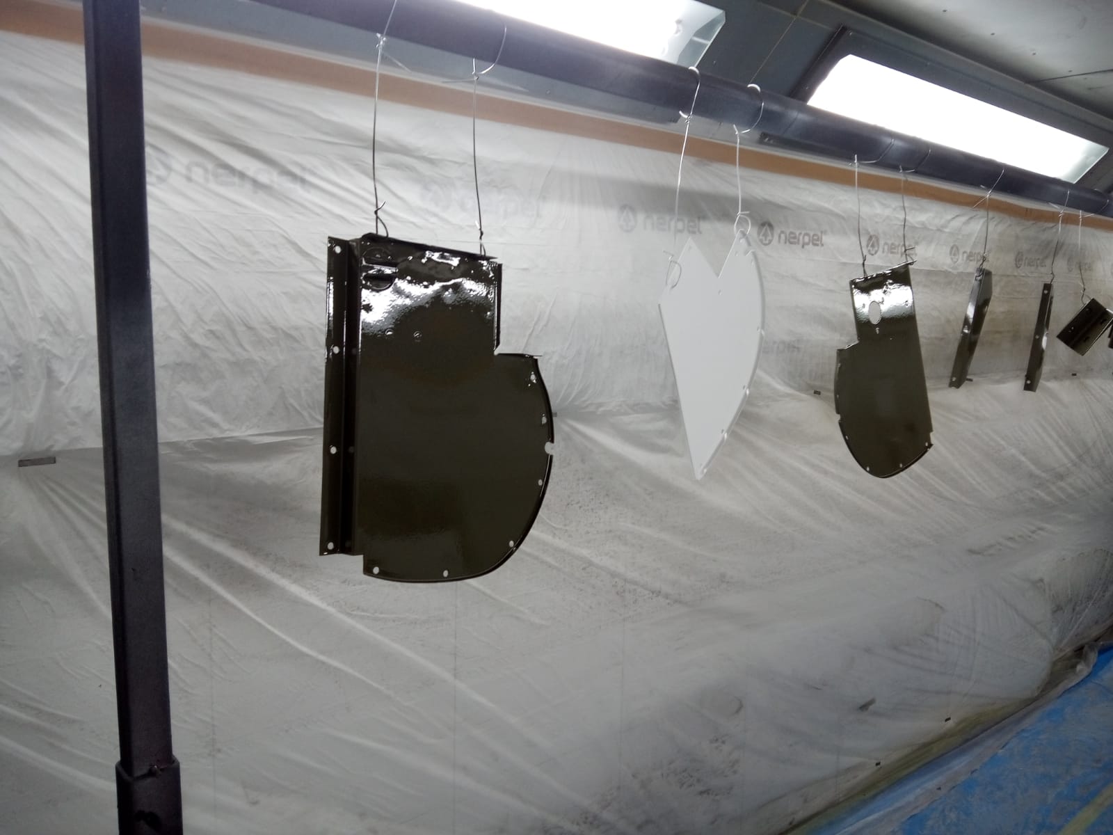 14062021 White Jag e type bonnet stripped down and in epoxy primer 12 1