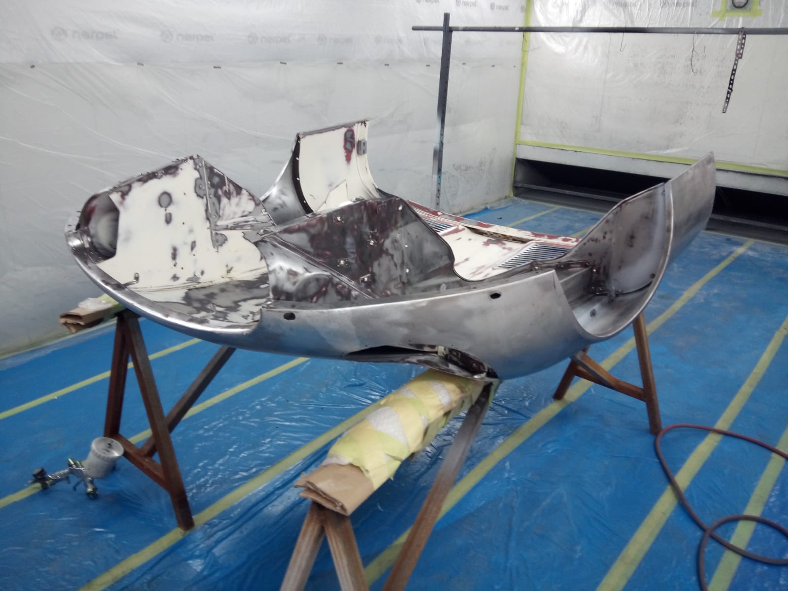 14062021 White Jag e type bonnet stripped down and in epoxy primer 16 1