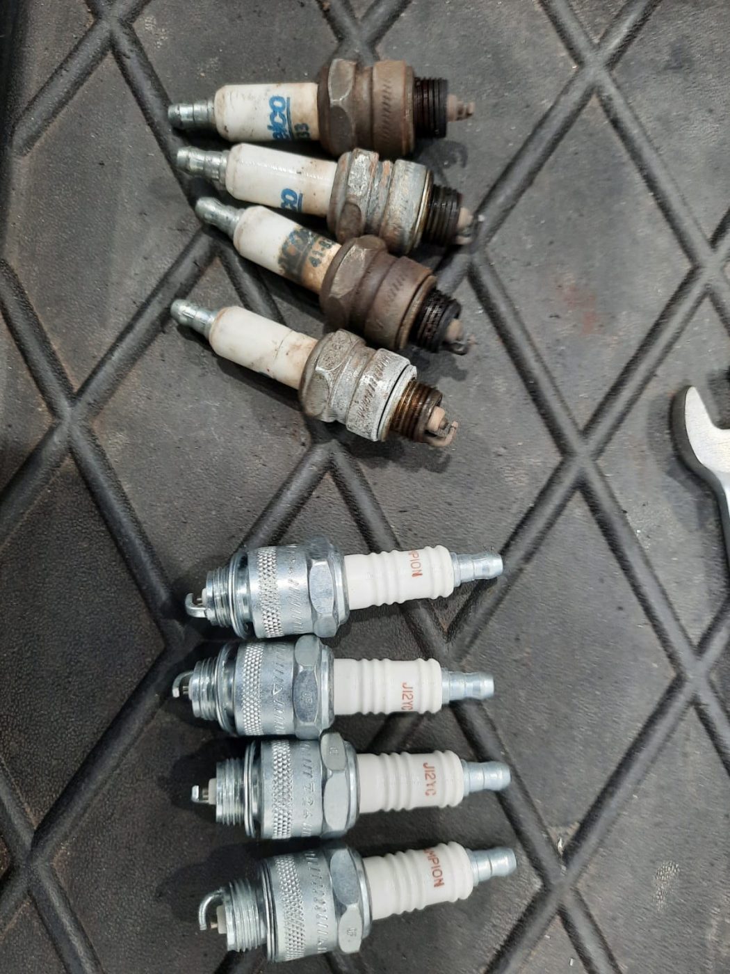 16062021 Bristol exhaust manifold refacing due to leaking. And new spark plugs 9 1