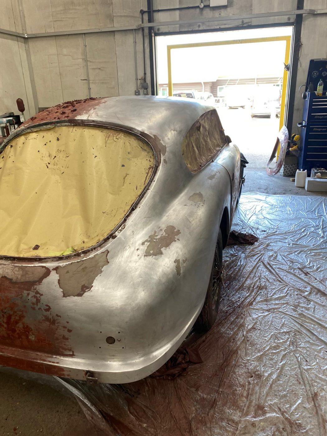 17062021 Aston Martin DB2 stripping paint off 1 1
