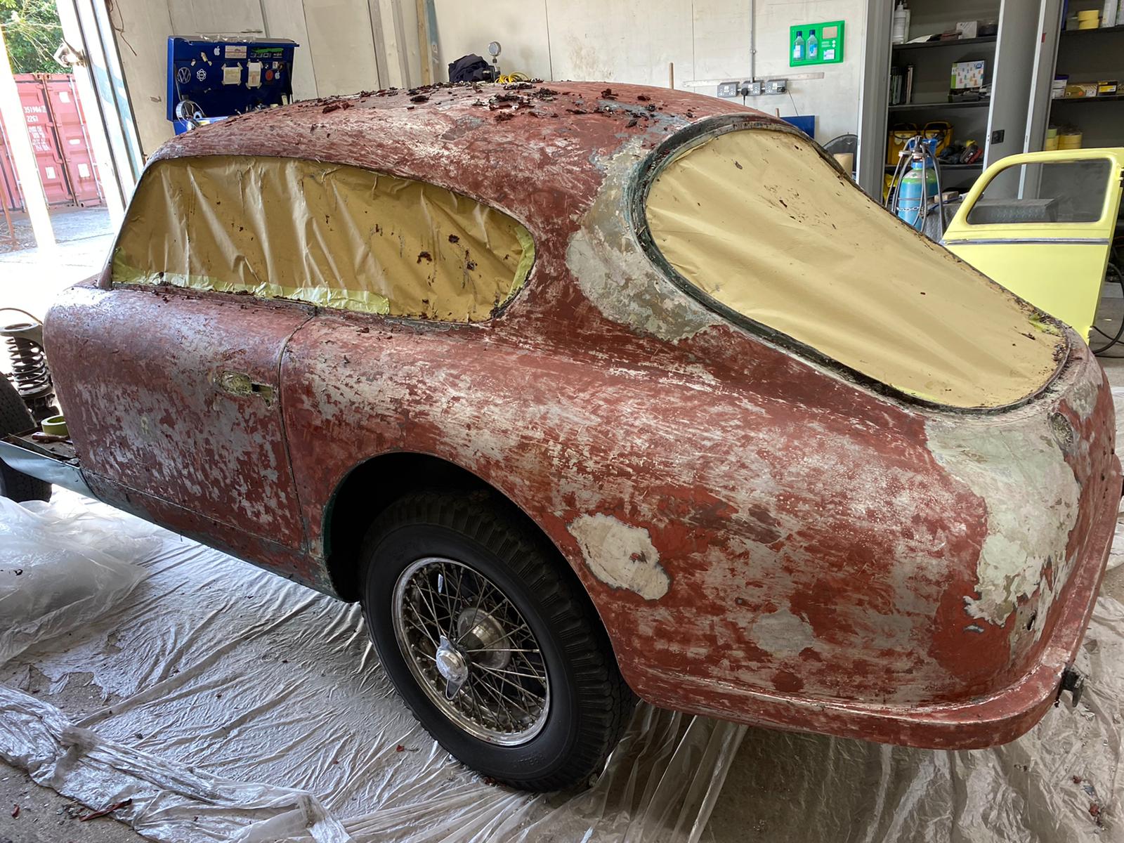 17062021 Aston Martin DB2 stripping paint off 16 1