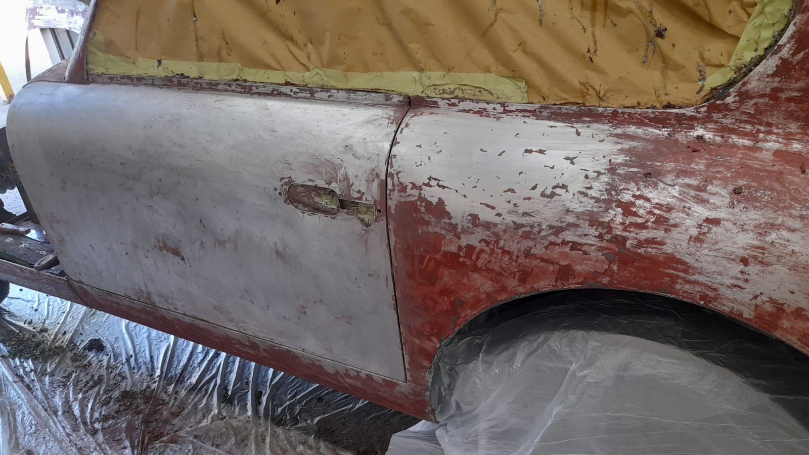 17062021 DB24 paint stripping 11 1