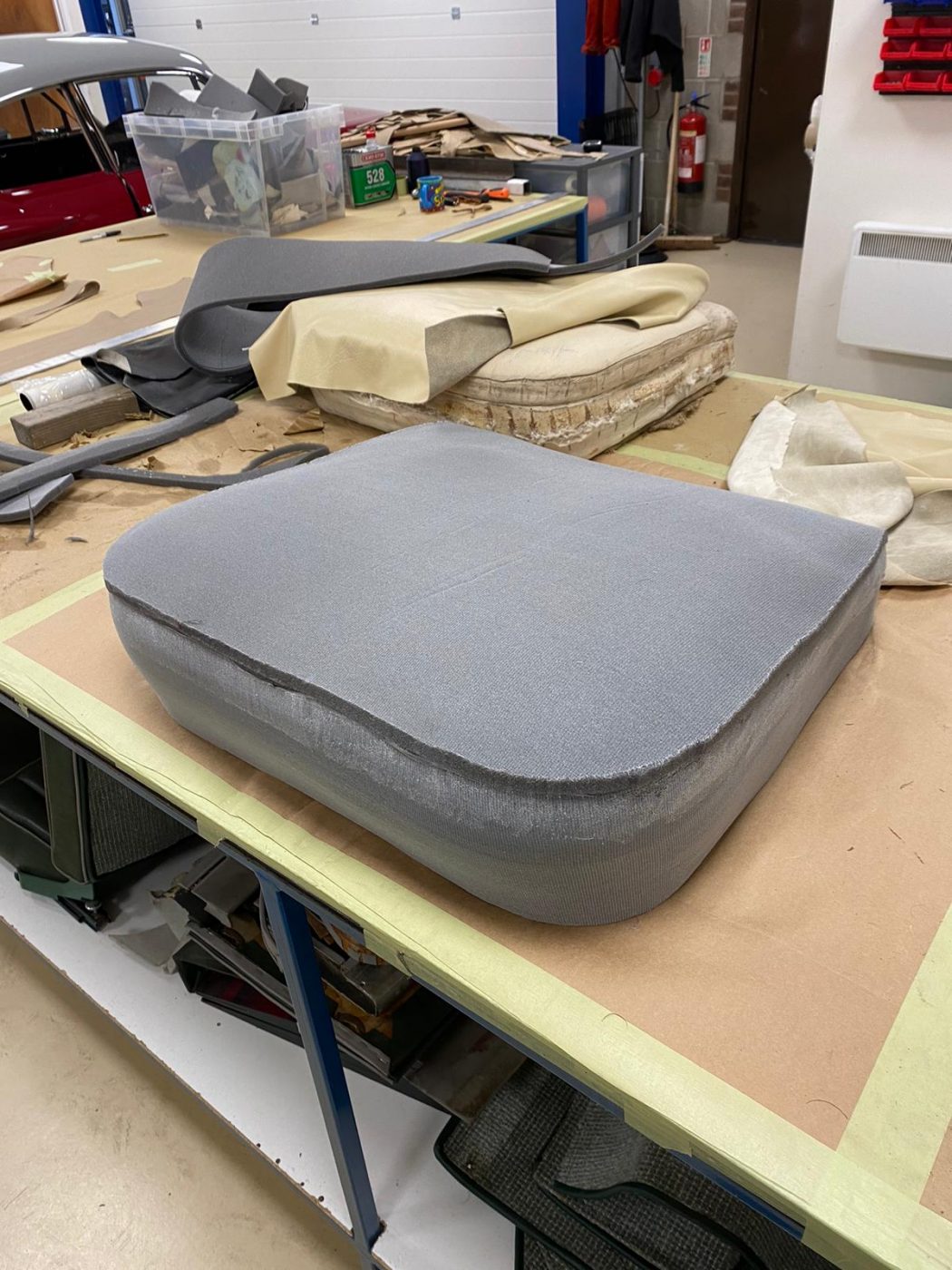 18052021 Bentley fitting new cover to front base seat 5 1