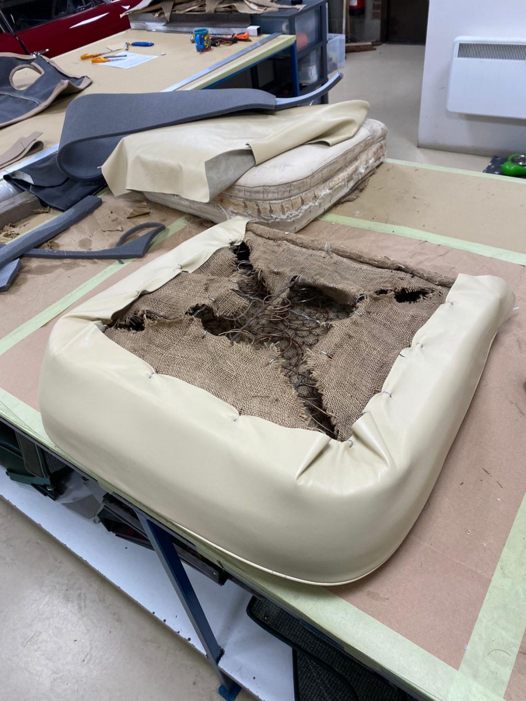 18052021 Bentley fitting new cover to front base seat 6 1