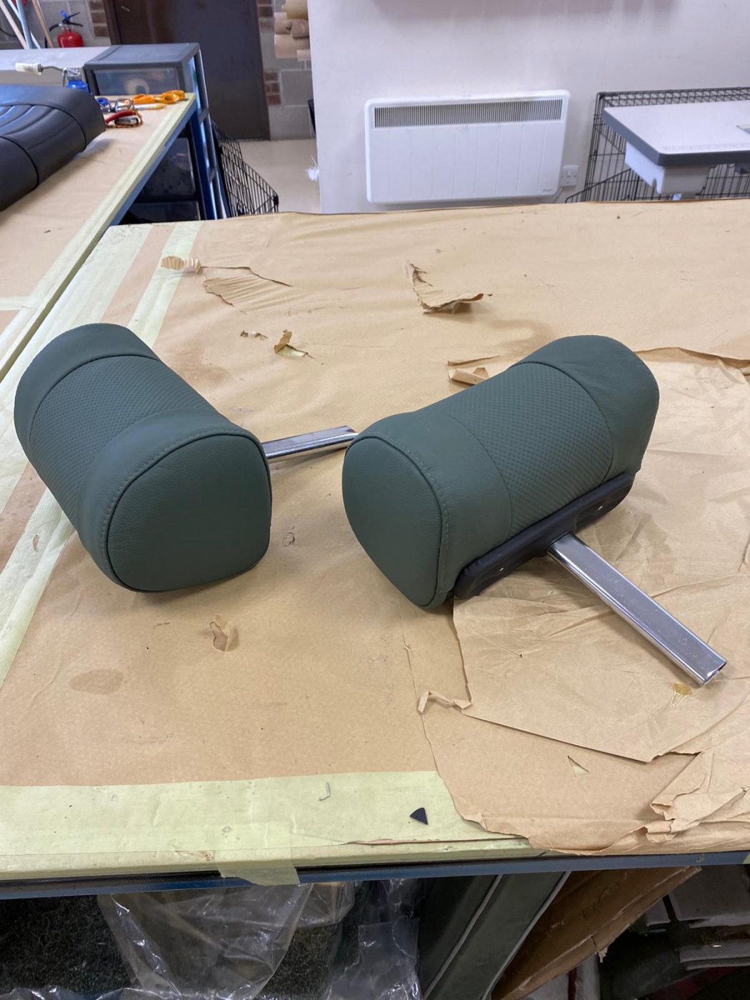 18062021 Jaguar E Type fitting squab cover to frame 16 1