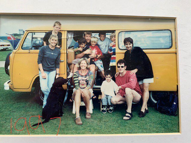 1976 Volkswagen T2 Camper 02 1 rotated