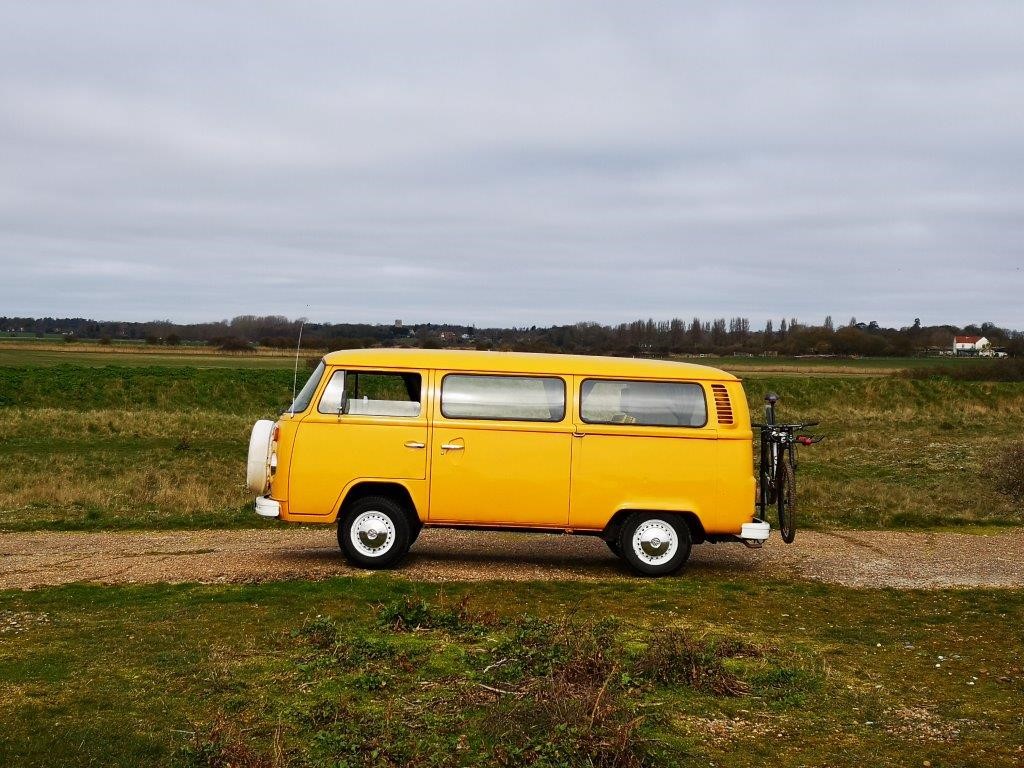 1976 Volkswagen T2 Camper 06 1