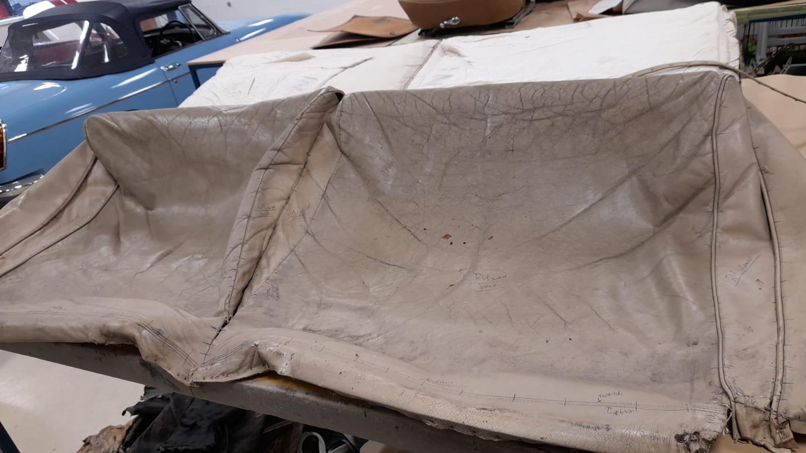 22042021 Bentley seat cover Lydia 31 1