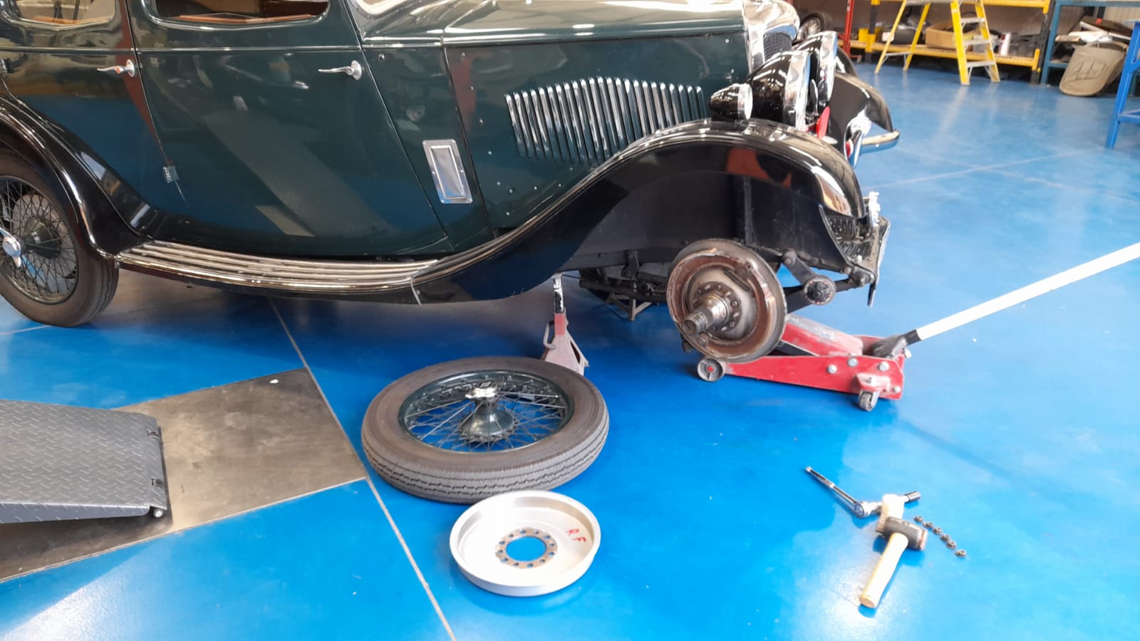 25062021 Riley Monaco Removing brake shoes to be sent off 1 1