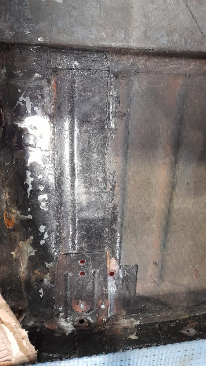 30062021 Green E Type stripping rear axel and welding 10 1
