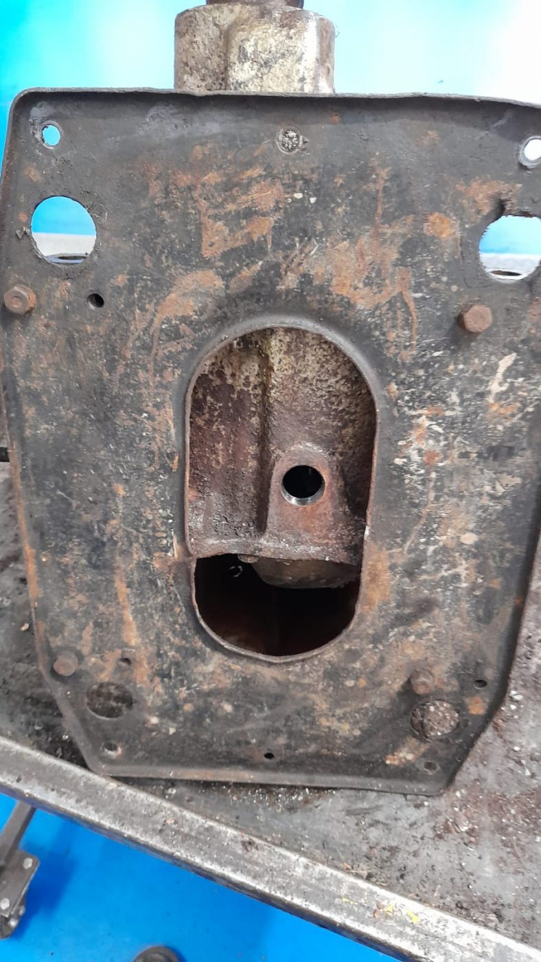 30062021 Green E Type stripping rear axel and welding 22 1