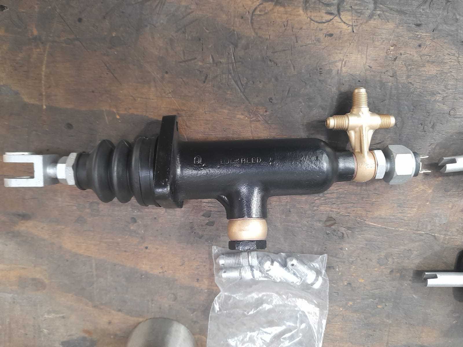 30062021 Triumph Dolomite Over hauled triumph dolomite wheel cylinders and master cylinder 1 1