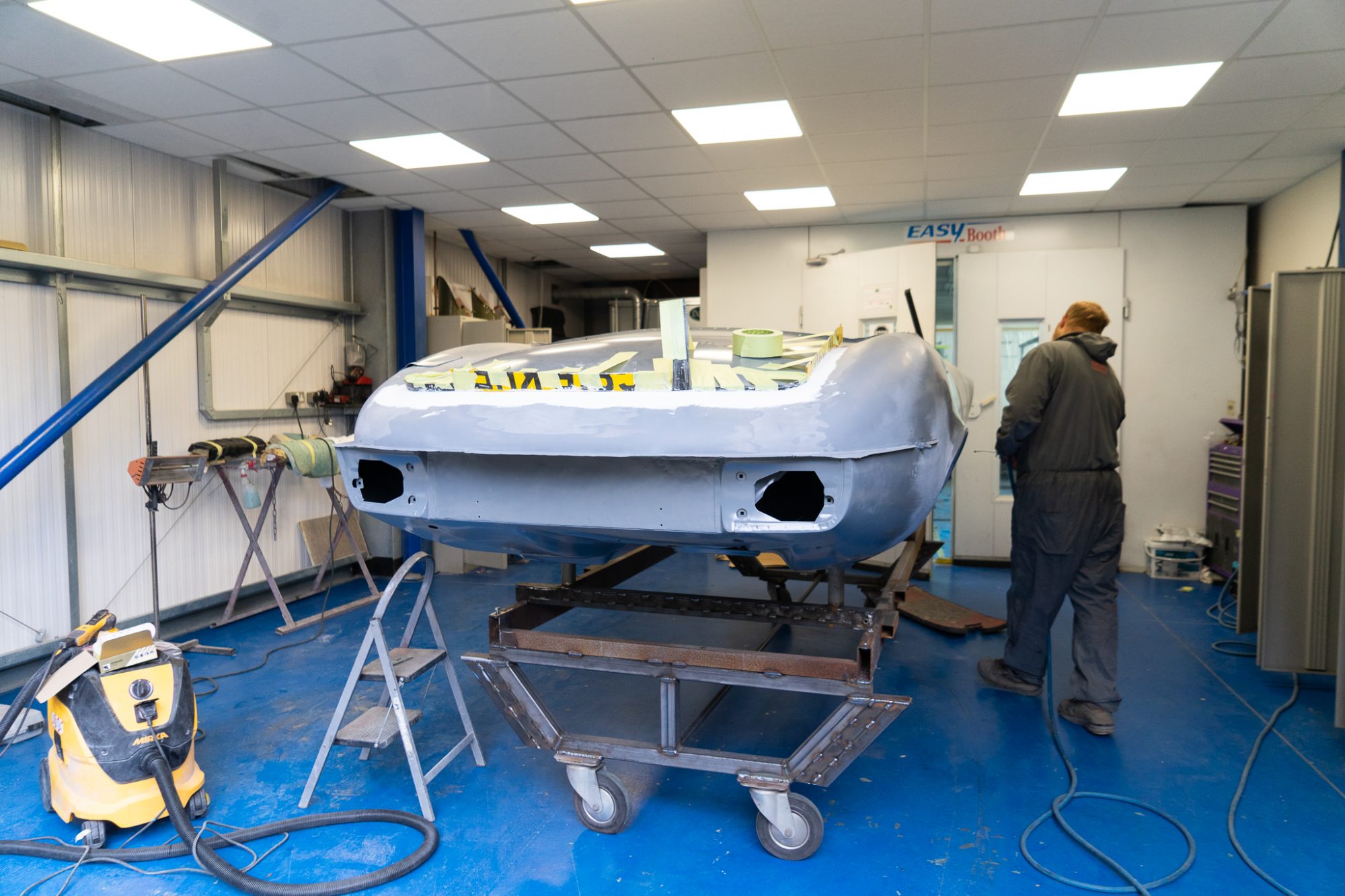 30062021 jAGUAR e tYPE white epoxy 2 1