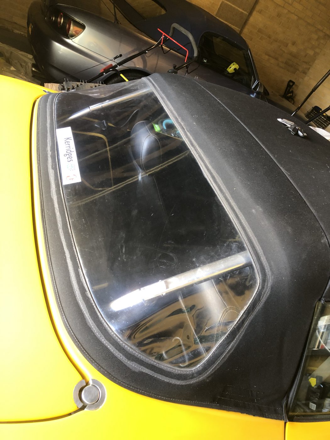 TVR Chimaera Hood window is torn 3 1