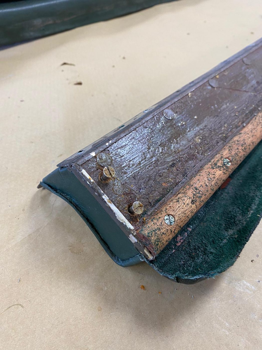 01072021 Db24 rear base and squabs 15 1