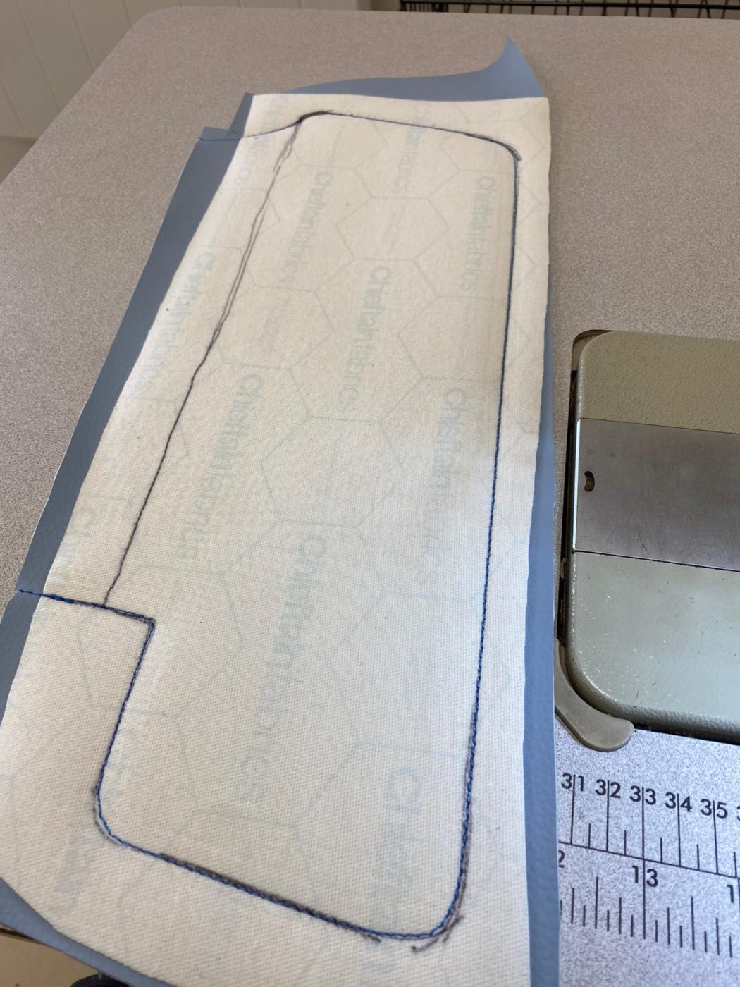 01072021 Toyota Hilux roof lining and sunvisors 26 1