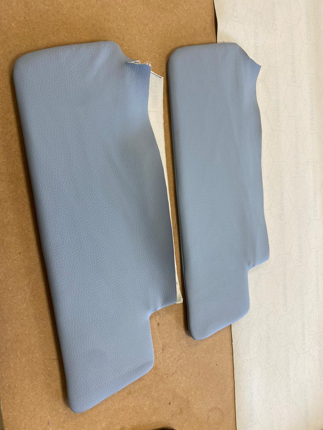 01072021 Toyota Hilux roof lining and sunvisors 27 1