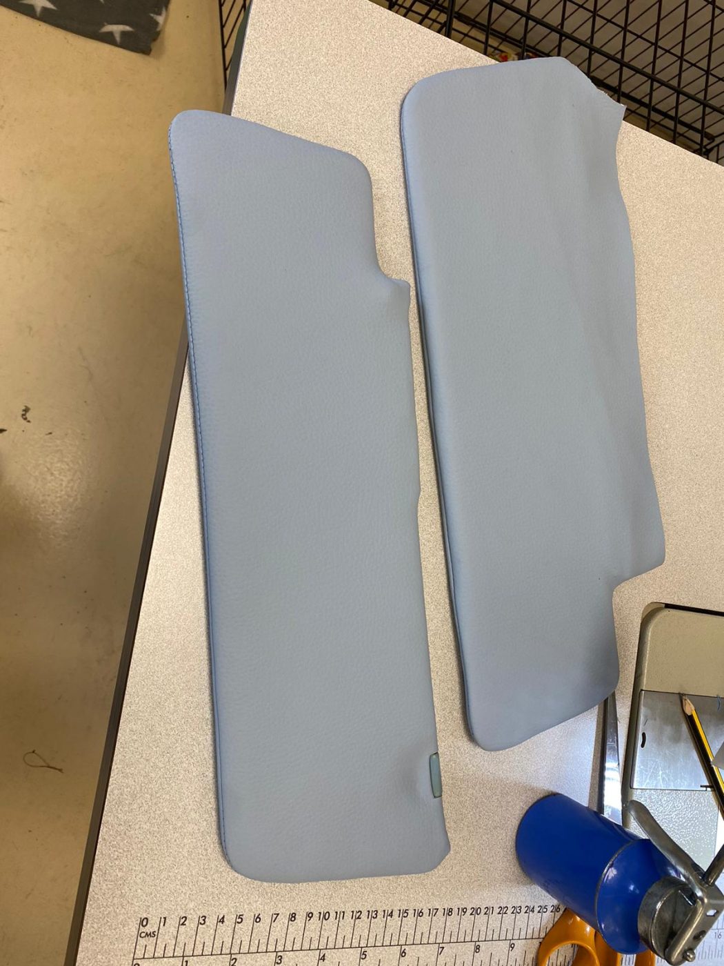 01072021 Toyota Hilux roof lining and sunvisors 31 1