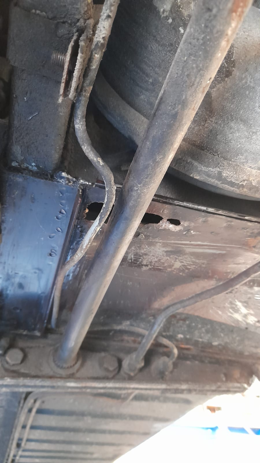 080721 Jaguar E Type 1.5 Welding Scott Friend 1