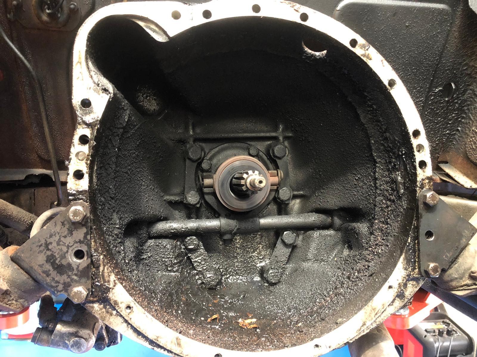 120721 Jaguar MkVII Gearbox Clean 2 1