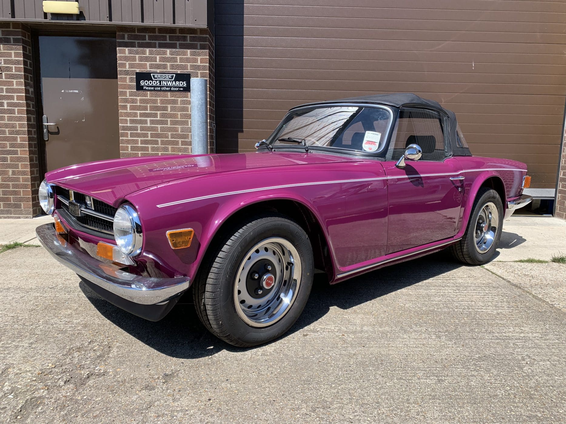 130721 1975 Triumph TR6 2 1