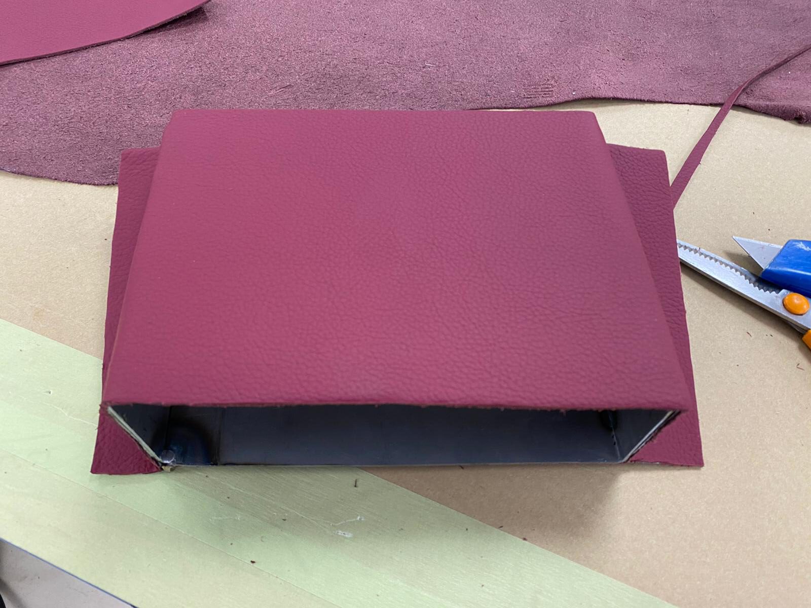 1954 Jaguar Mk VII stereo box covering 1 1 1 rotated