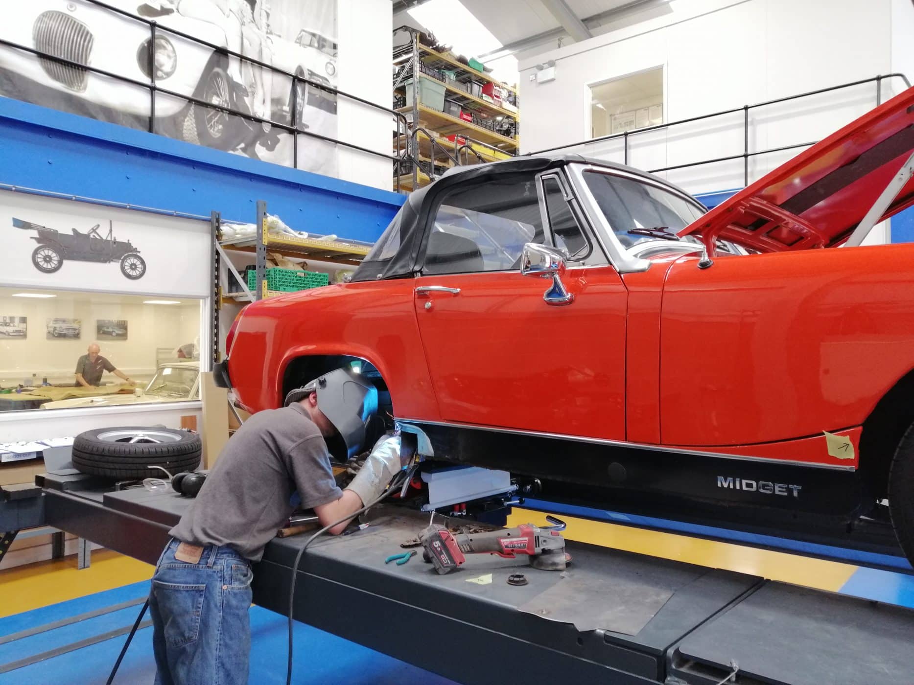 1979 MG Midget welding 4 1